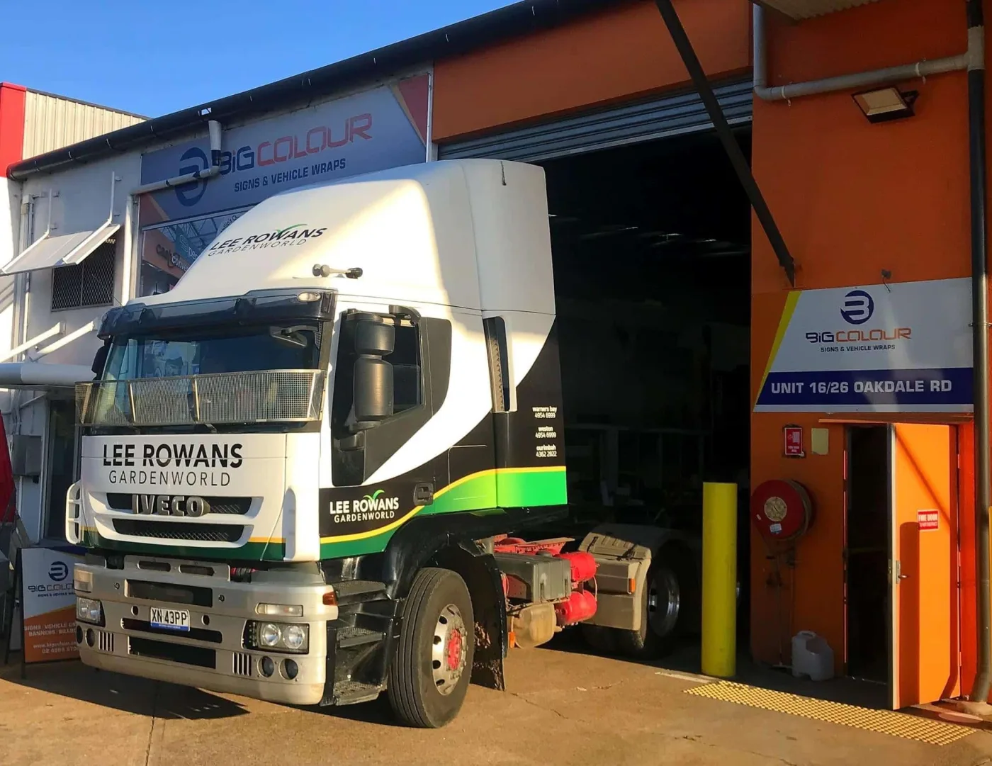 Lee Rowans Gardenworld truck in the black-and-green livery at the Big Colour workshop