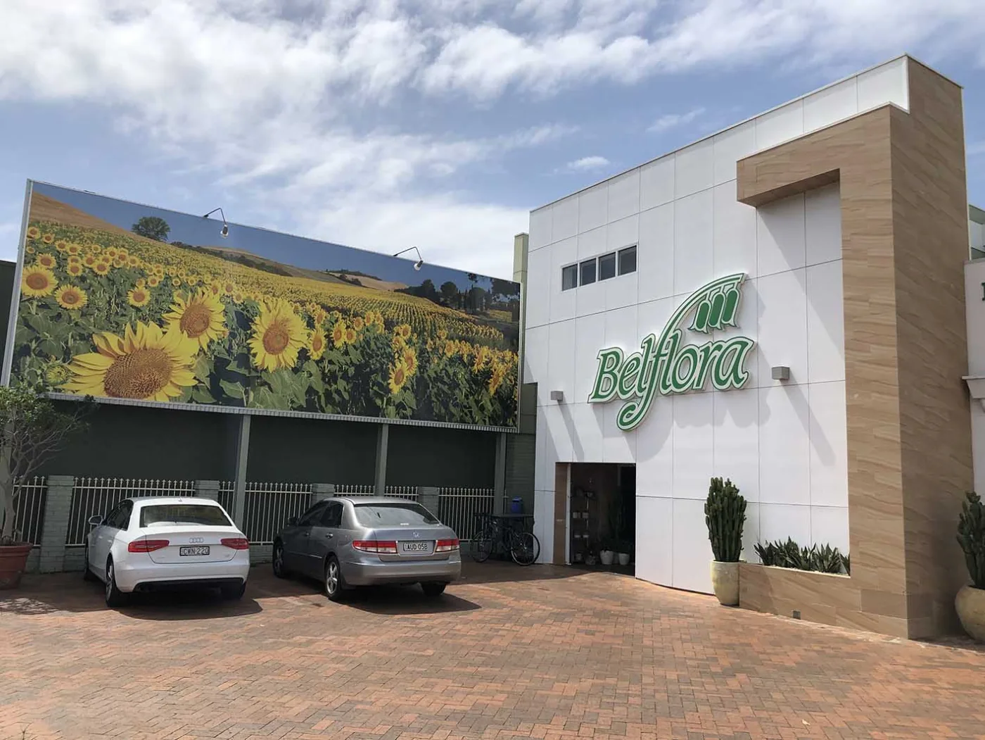 Garden centre fascia signage in green